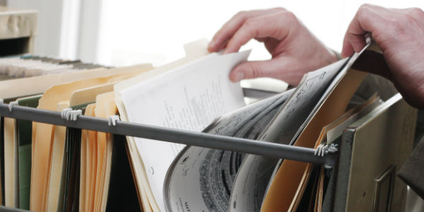 My New Year’s Resolution: Deal With Paper Daily