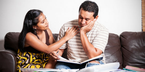 How To Manage Money In A Financial Crisis