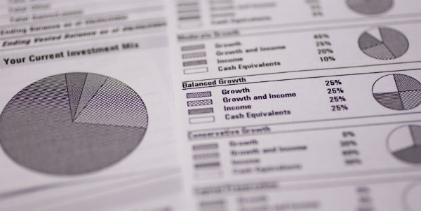 How To Invest: A Tale Of Two Investment Theories