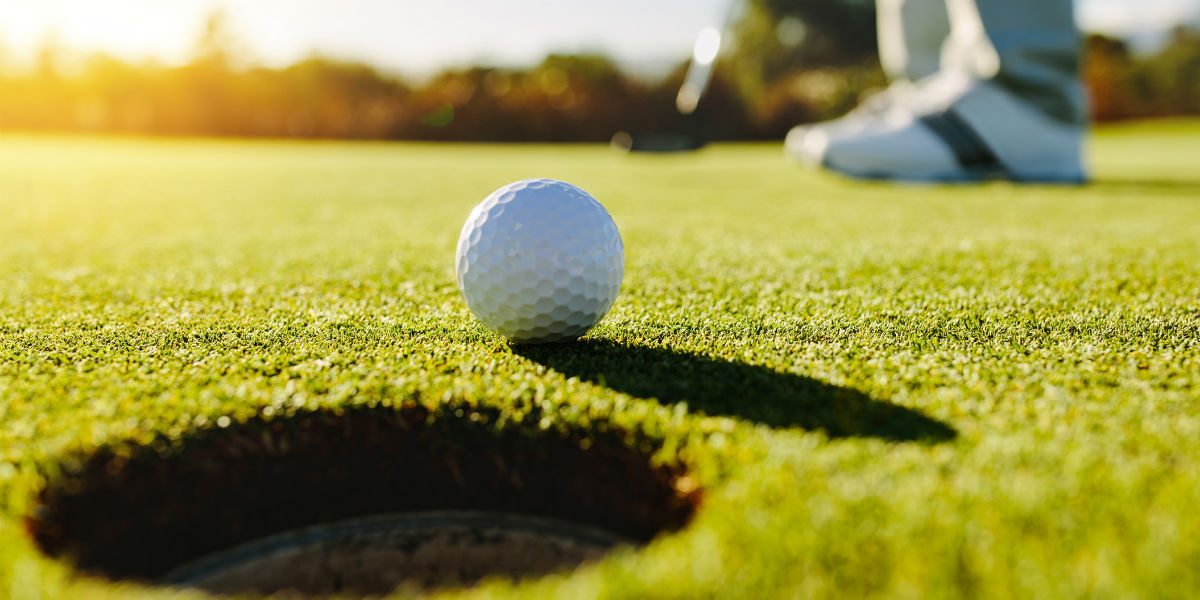 How Golf Can Help With Your Finances