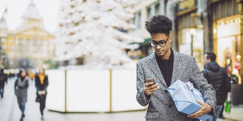The Pros And Cons Of Last Minute Christmas Shopping